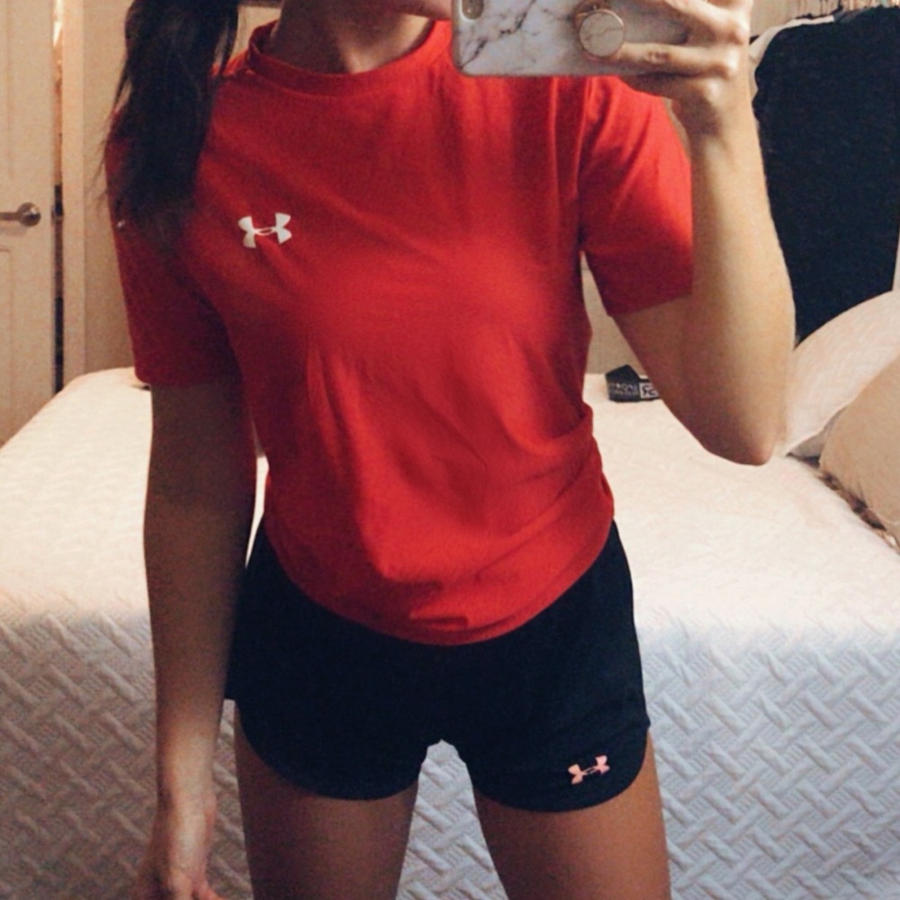 *SOLD* Under Armour Sweat Slick Top